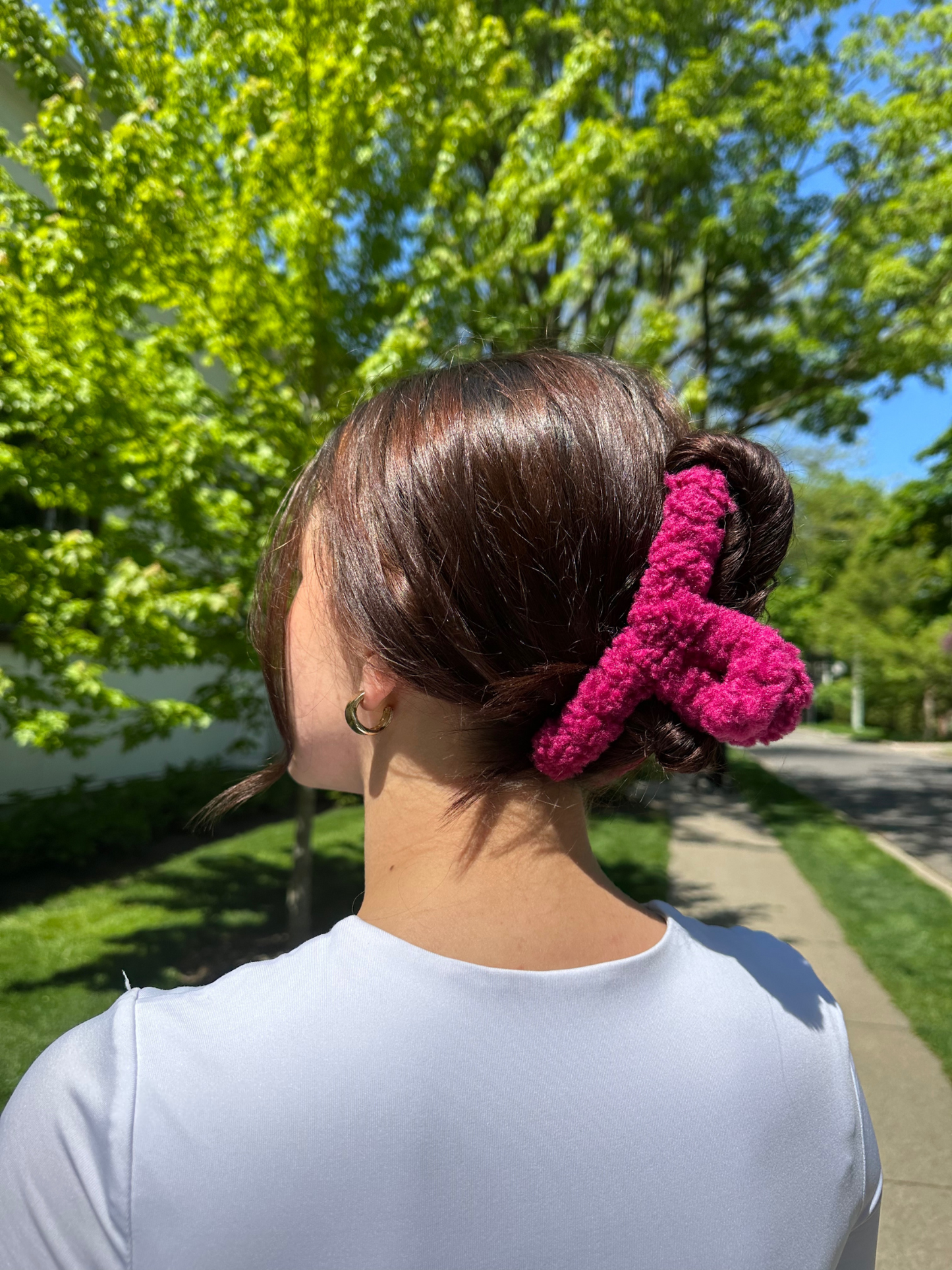 Madeline Fuzzy Hair Claw Clip- Fuchsia